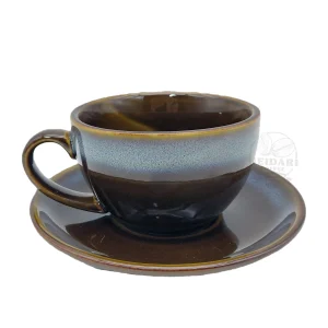 فنجان و نعلبکی کاپوچینو