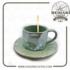 فنجان و نعلبکی سرامیکی قاشق طلایی الماسی